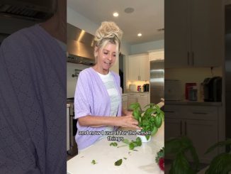 #AIMadeSimple #LearnAtAnyAge #BeginnerFriendlyAI #Courzy Learning AI for beginners